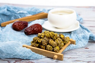 描写玉米的优美句子（描写玉米的优美句子丰收的句子有哪些）