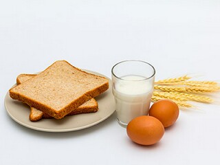 烟花绽放作文（烟花绽放的夜晚作文800字）