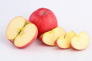 琥珀爱情的爱情诗歌（一场有关琥珀的告白）