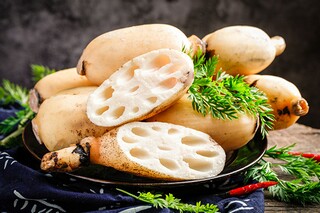 赞美春节的现代诗歌_赞美春节的现代诗歌大全