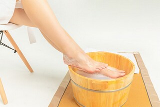 2月再见你好3月朋友圈唯美文案（2月再见你好3月朋友圈唯美文案图片）