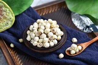 昨夜,你走进了我的梦境诗歌（昨夜你从我梦中走过朗诵）