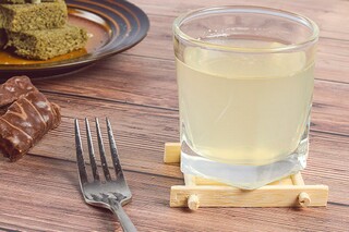 安琪诗歌鉴赏_诗人安琪个人简介